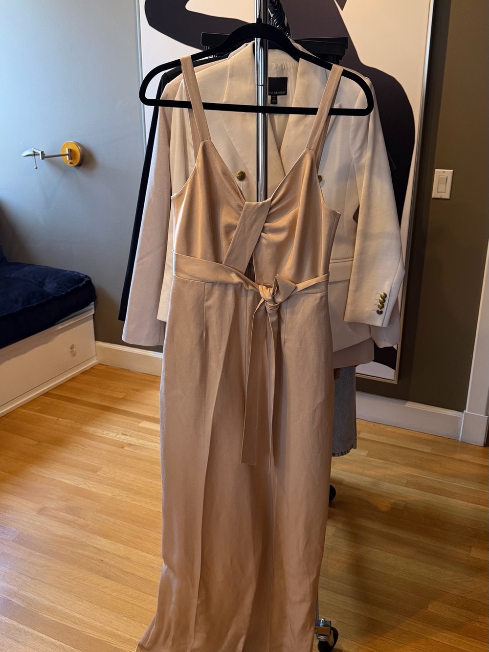 Women's Beige Linen Blend Tie-Waist Flowy Jumpsuit  size Small